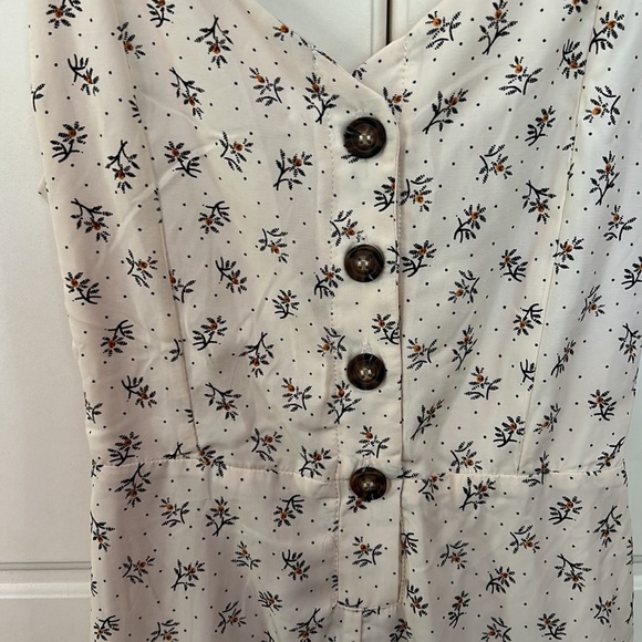 SIENNA SKY💫Women’s Cream Floral Button Front Lightweight Wide Leg Jumpsuit - Picture 6 of 13